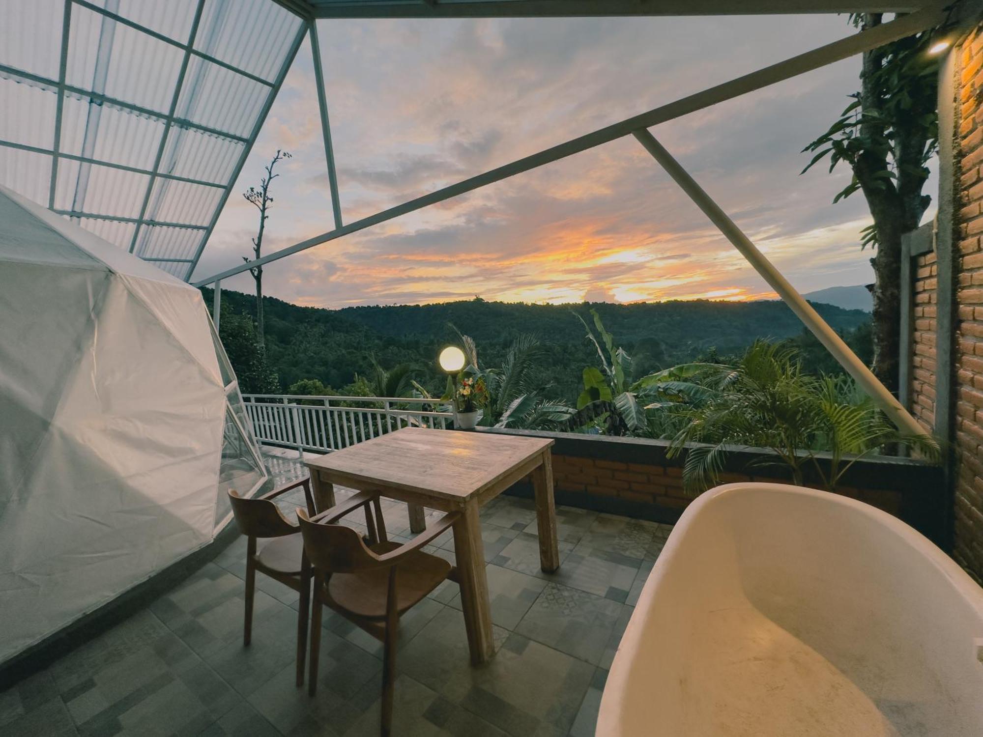 Hotel Moondock Luxury Camp Munduk Exterior foto